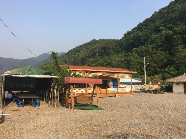 별아래펜션